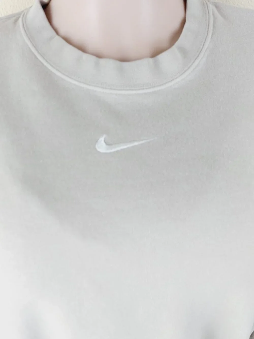 Nike Women's Gray Collection Essential Crew Neck Casual Sweatshirt Size S